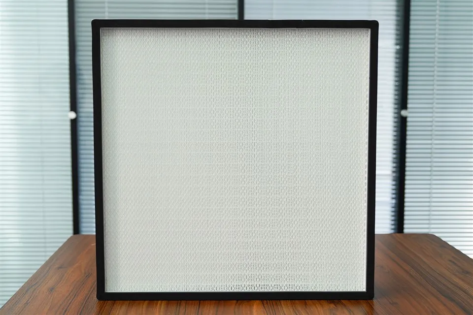 570 * 570 * 69mm Iddisinjat għall-Eċċellenza FFU H14 & U15 Filtri għall-Massimu tal-Partiċelli Qbid Purifikazzjoni tal-Arja