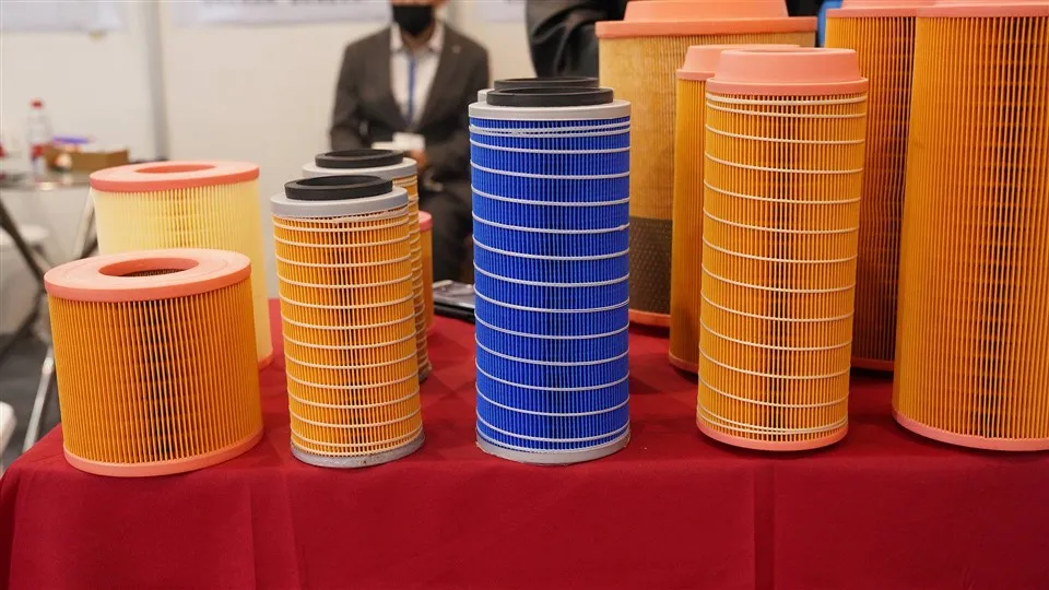 Wasliet Ġodda Partijiet tal-Magna Filtru taż-Żejt tal-Fidda ta 'Kwalità Għolja